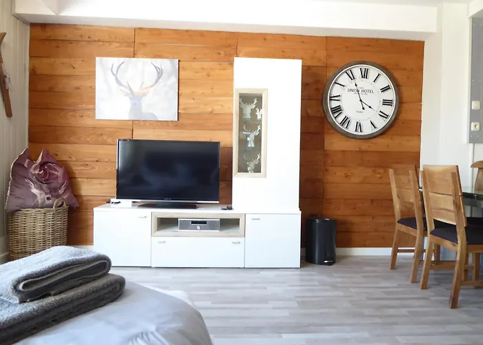 Mountain Pool Sauna Hund 4 Pers Wifi Near Lift Apartman